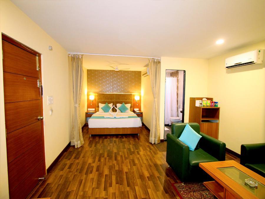 Hotel Crestwood Колката Екстер'єр фото