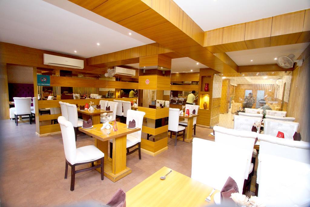 Hotel Crestwood Колката Екстер'єр фото